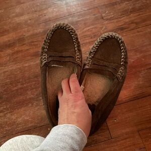 Natural Reflections Women's Brown Suede Moccasins
